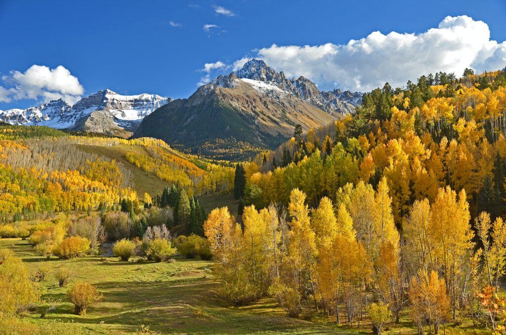 Mountain, aspens, fall color, scenic, Colorado Vacation Travel Guide, Colorado Places to See