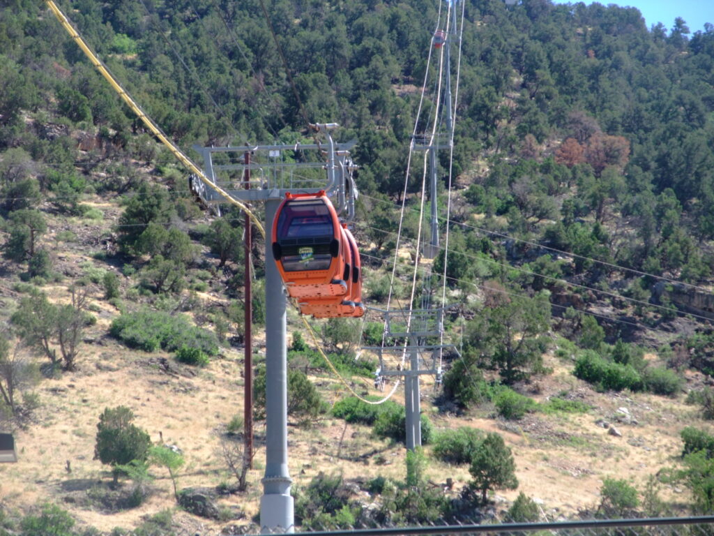 Glenwood Cavern Adventure Park, Gondola, Places to see in Colorado